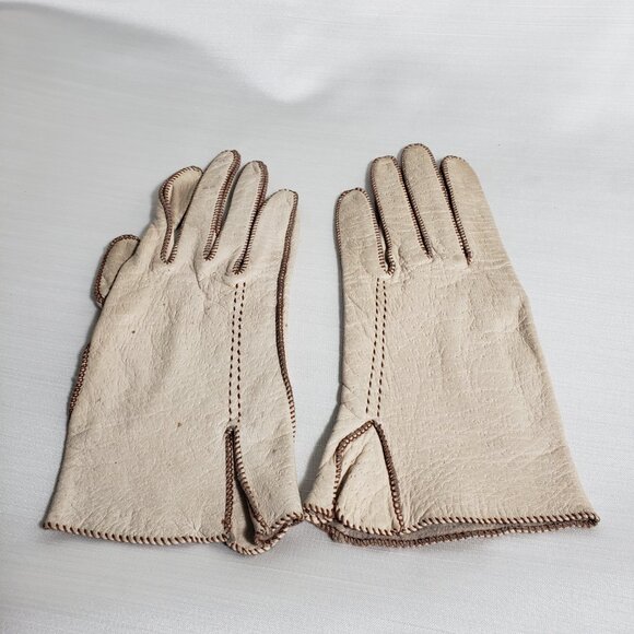 Vintage Leather Driving Gloves Beige with Brown Stitching Small Leather Driving - Picture 6 of 6